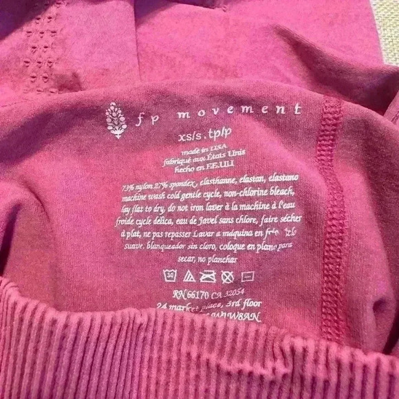 Free People Movement High-Rise 7/8 Length Good Karma Leggings NWOT MSRP $78 - Picture 3 of 4